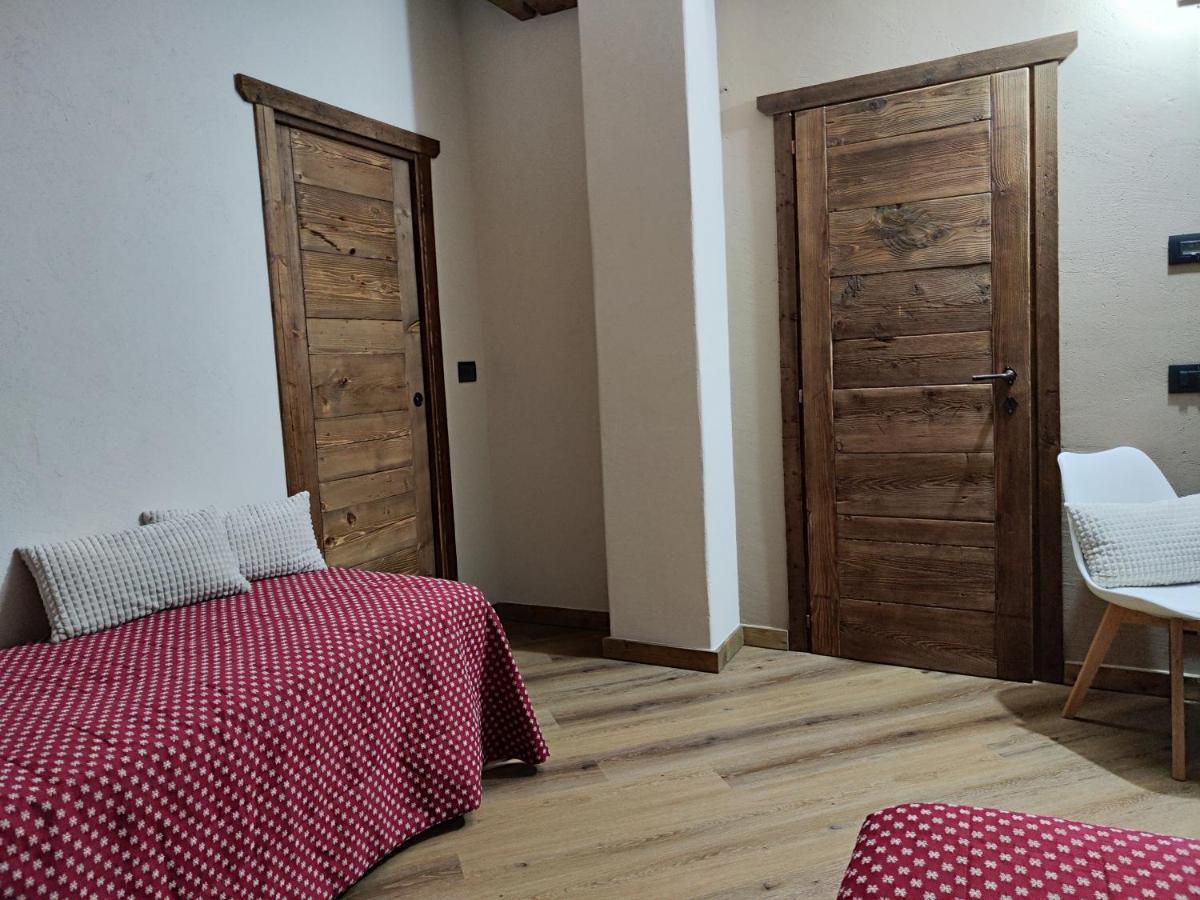 Готель A Casa Da Elide Aymavilles Екстер'єр фото